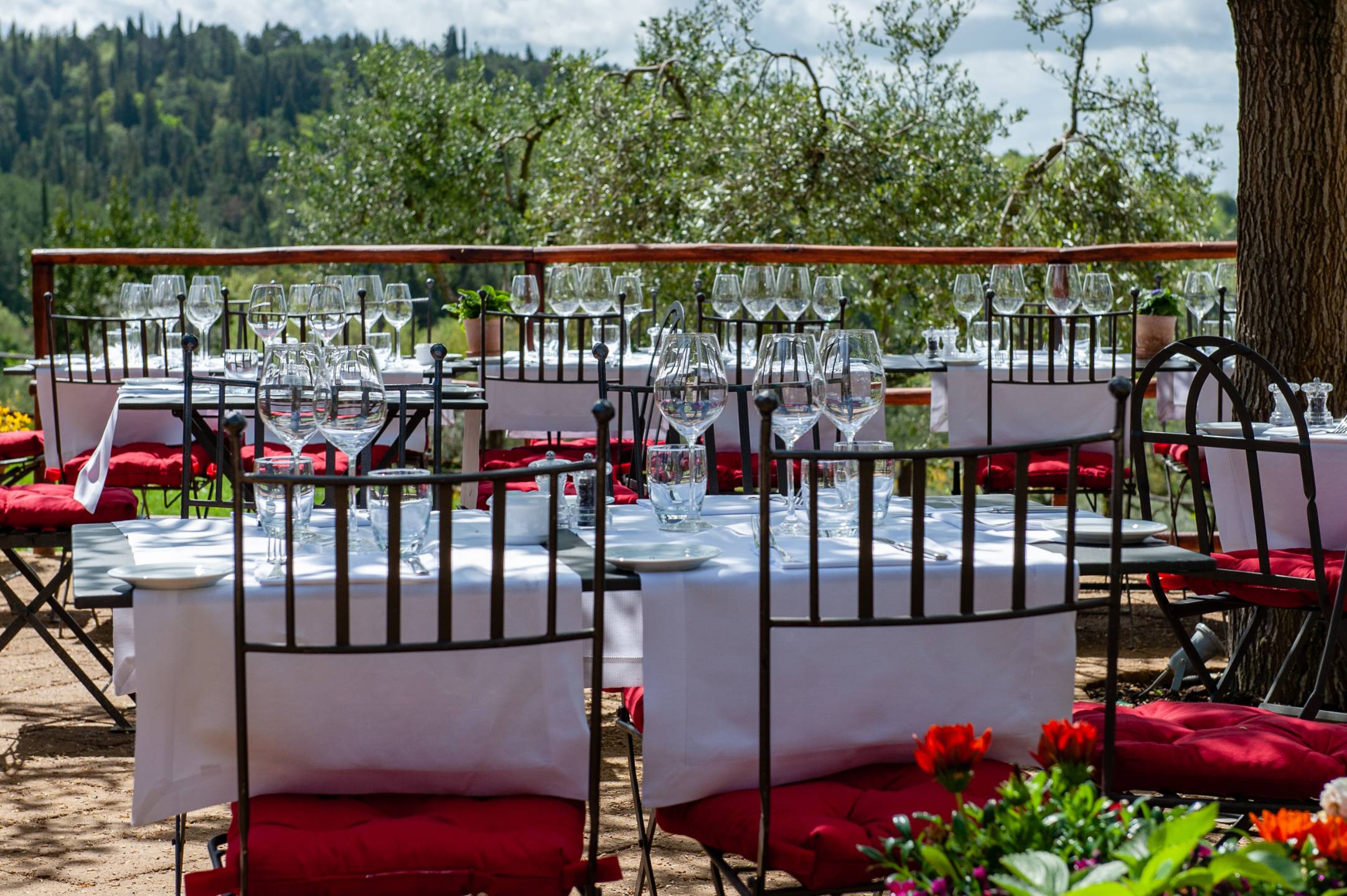 Gedeckter Tisch in Fonterutoli